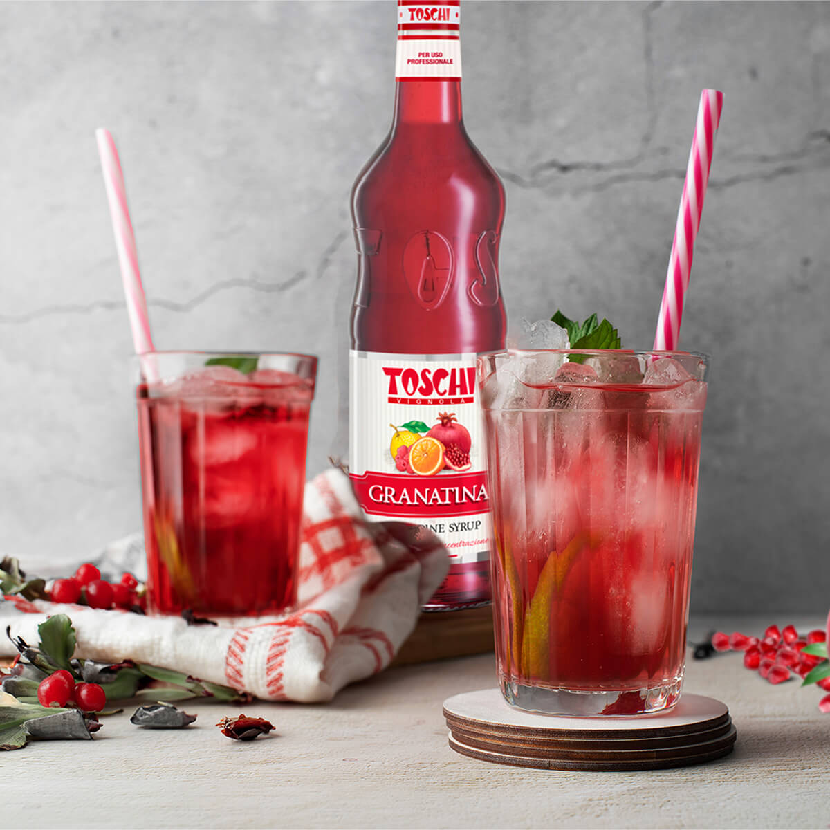 TOSCHI Grenadine Syrup (1 Litre) | Fruity & Versatile – BevWizard